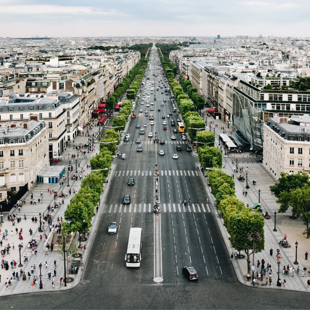 ChampsEylses-2020-GettyImages-599529068-2.jpg
